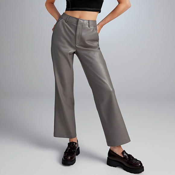 Charcoal grey cropped faux-leather pants NWT - Picture 1 of 10